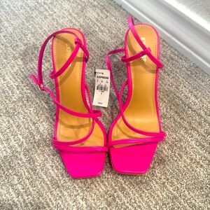 💕 Pink Express Heels 🎀